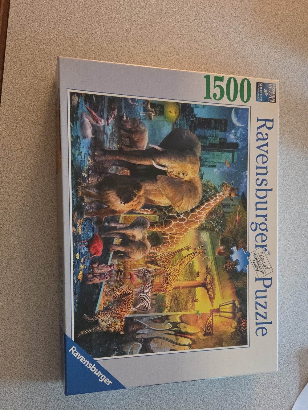 Ravensburger Colorful Wildlife Collage Puzzle - Blue, Green, Yellow, Brown